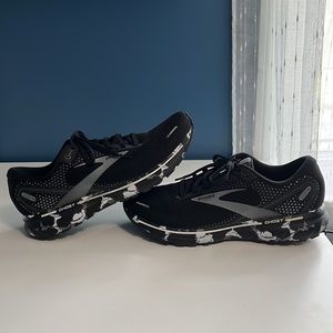 Brooks Men's Ghost 14 Running Shoes 10.5 Black Camo